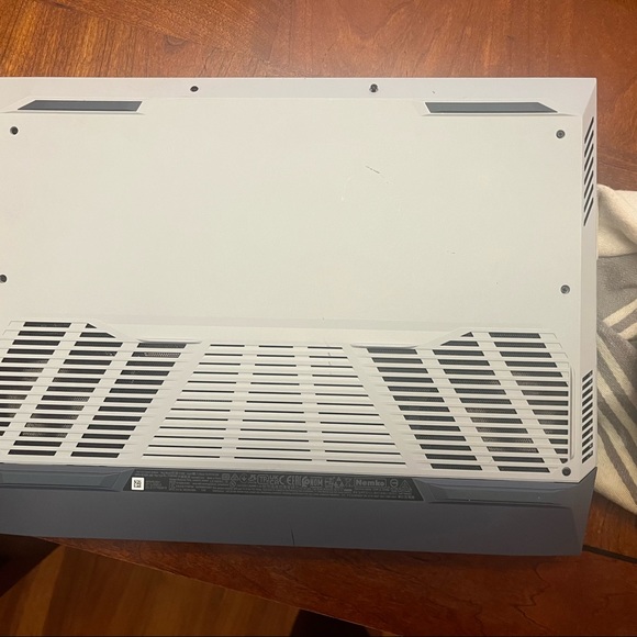 Gaming laptop g15 NVIDIA 3050 ti AMD ryzen 5 5600 h like new - Picture 3 of 4